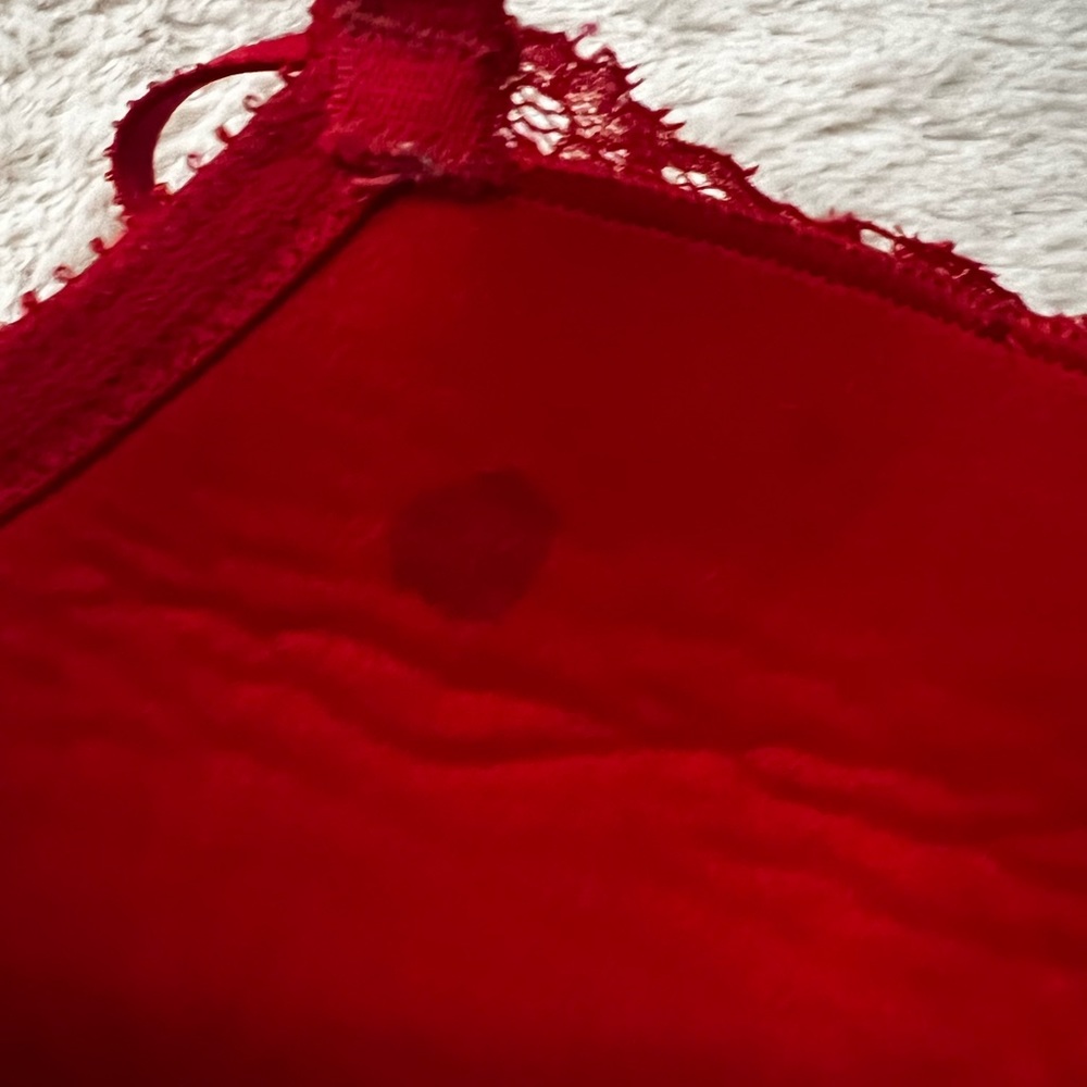 Red Dream Angels Bra by Victoria’s Secret - Picture 12 of 13